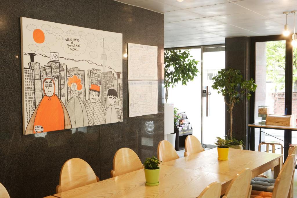 Hongdae Pencil Guesthouse سيول المظهر الخارجي الصورة