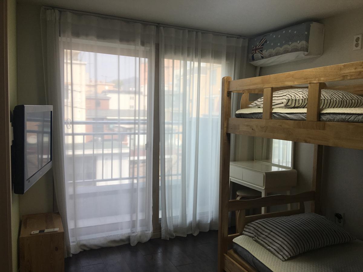 Hongdae Pencil Guesthouse سيول المظهر الخارجي الصورة