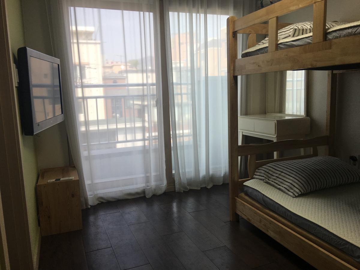 Hongdae Pencil Guesthouse سيول المظهر الخارجي الصورة
