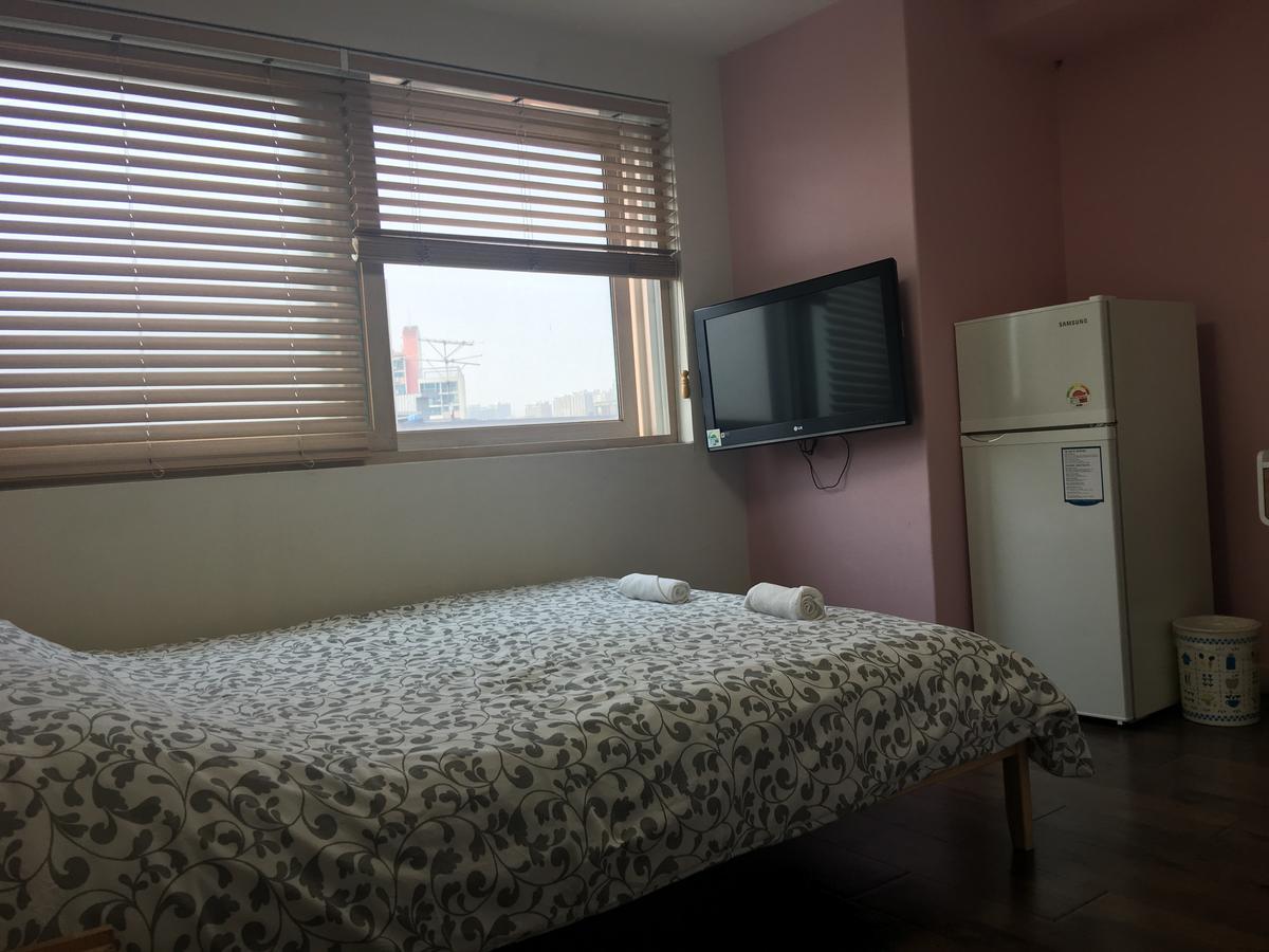 Hongdae Pencil Guesthouse سيول المظهر الخارجي الصورة