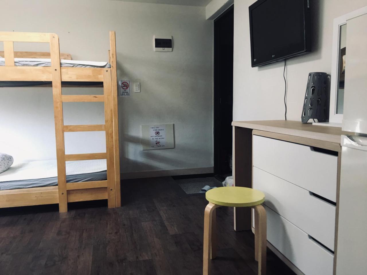 Hongdae Pencil Guesthouse سيول المظهر الخارجي الصورة
